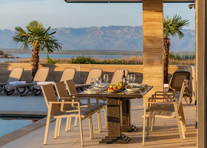 Crowonder Travera 3 With Heated Swimming Pool - Crowonder Luxury Rent Willa Privlaka (Zadar)