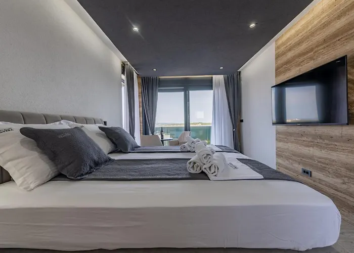 Villa Crowonder Travera 3 With Heated Swimming Pool - Crowonder Luxury Rent Privlaka (Zadar)
